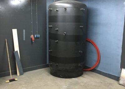 Installatie hout gestookte CV ketel